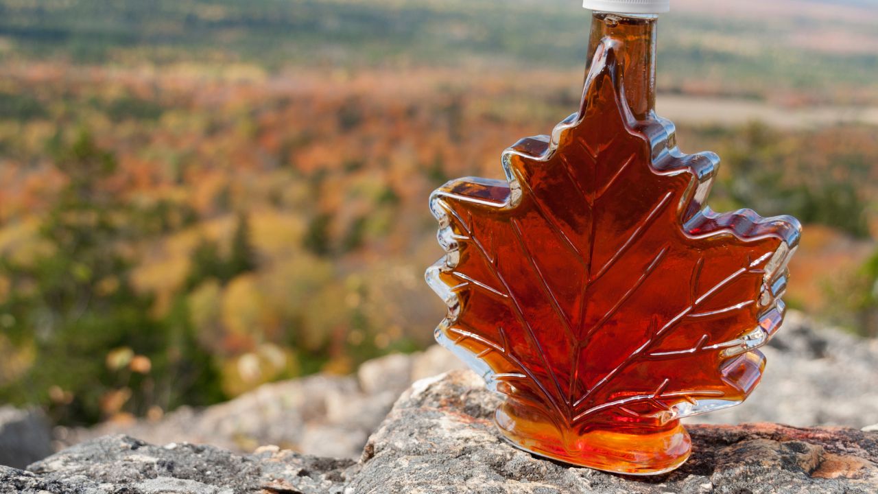 How to Fill Maple Syrup